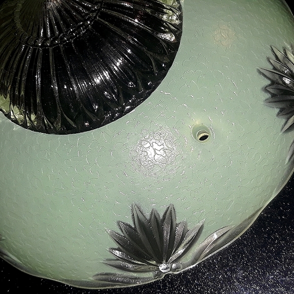 Vintage 1920-1940s Bead chain Blue Sunburst glass ceiling shade - Picture 8 of 10